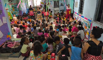 ANJOS NA ESCOLA