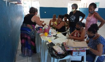 ASSISTENTE SOCIAL COM EXPERIÊNCIAS EM SCFV
